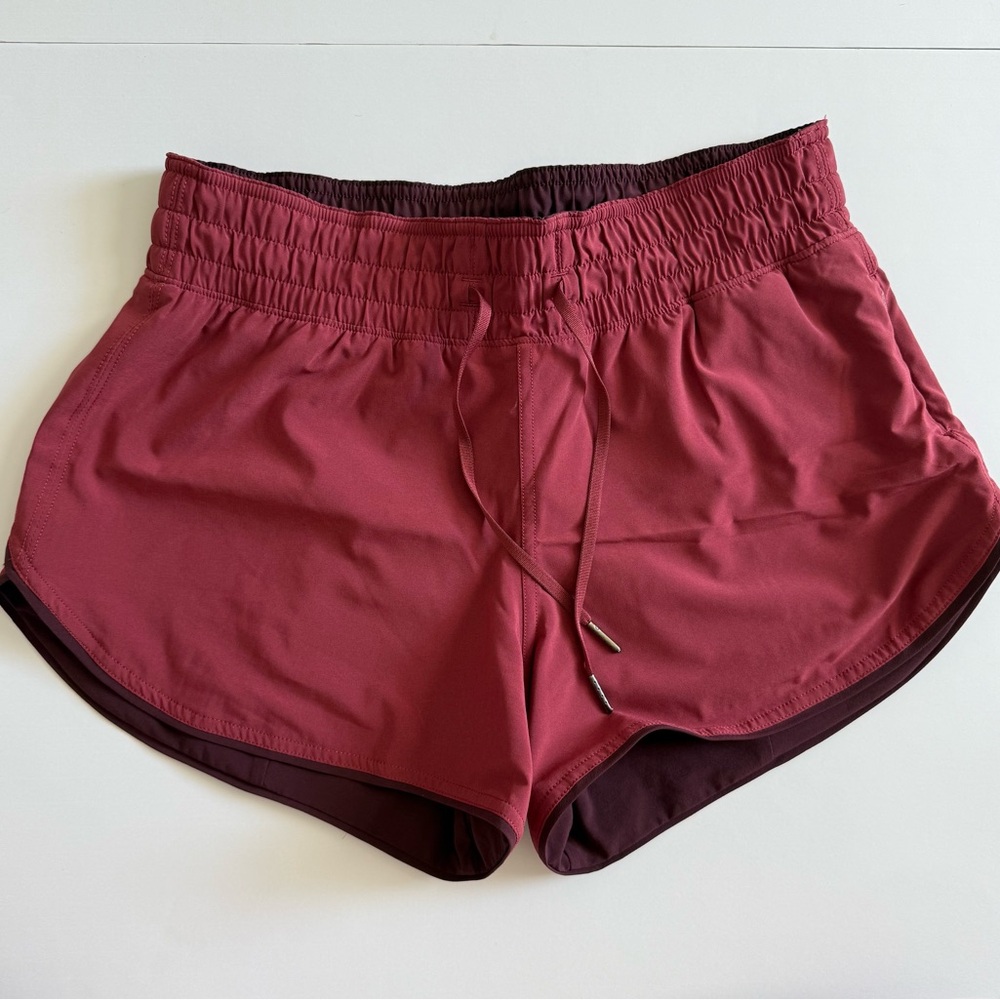 Lululemon Choose A Side Reversible Short 3"